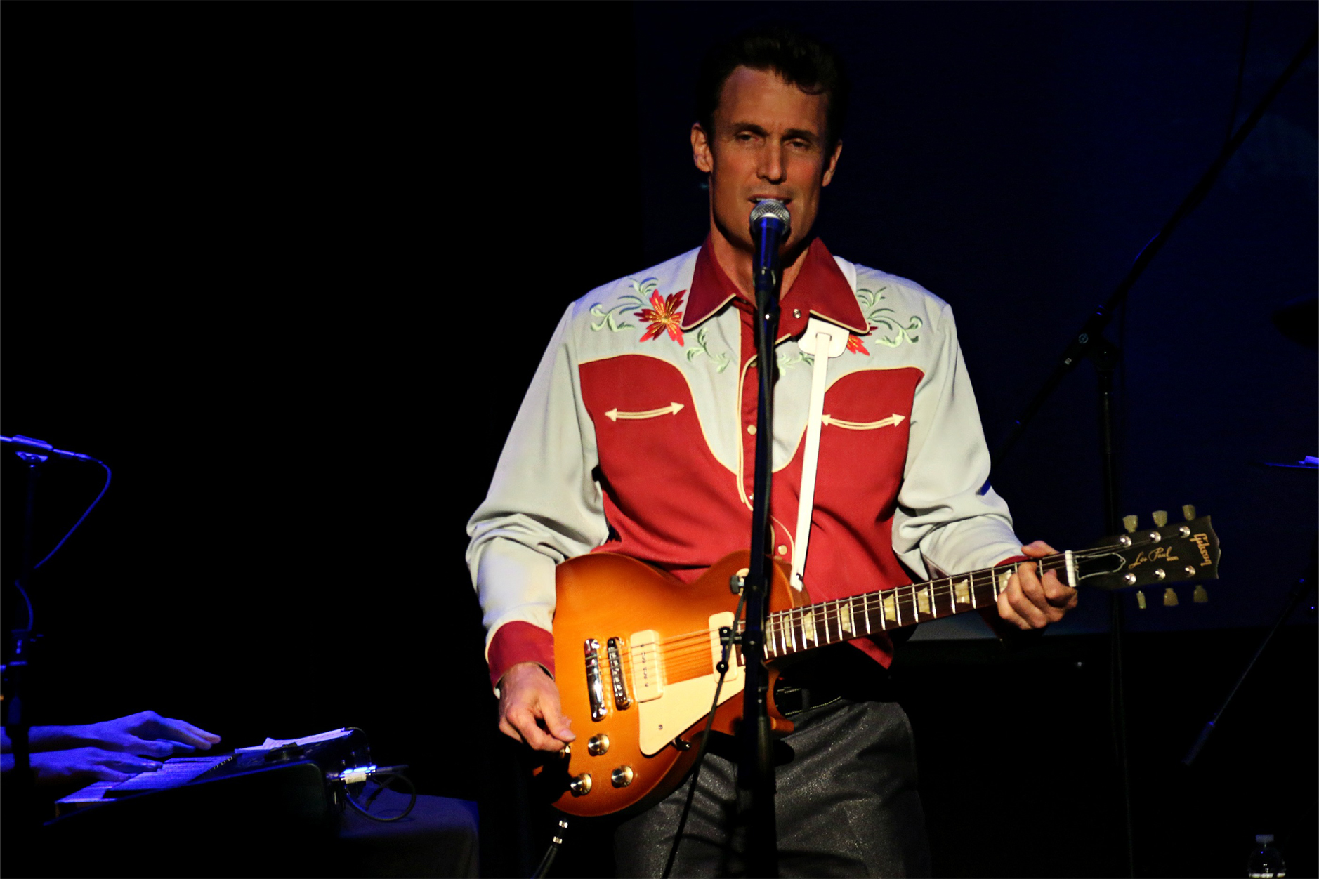 John Mueller as Carl Perkins