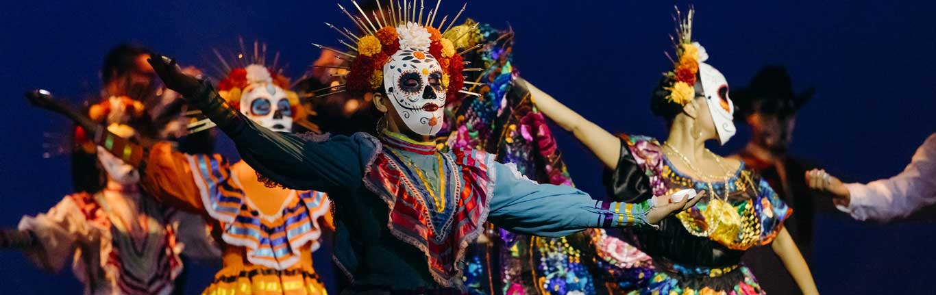 Eternamente: A Dia De Los Muertos Spectacular!